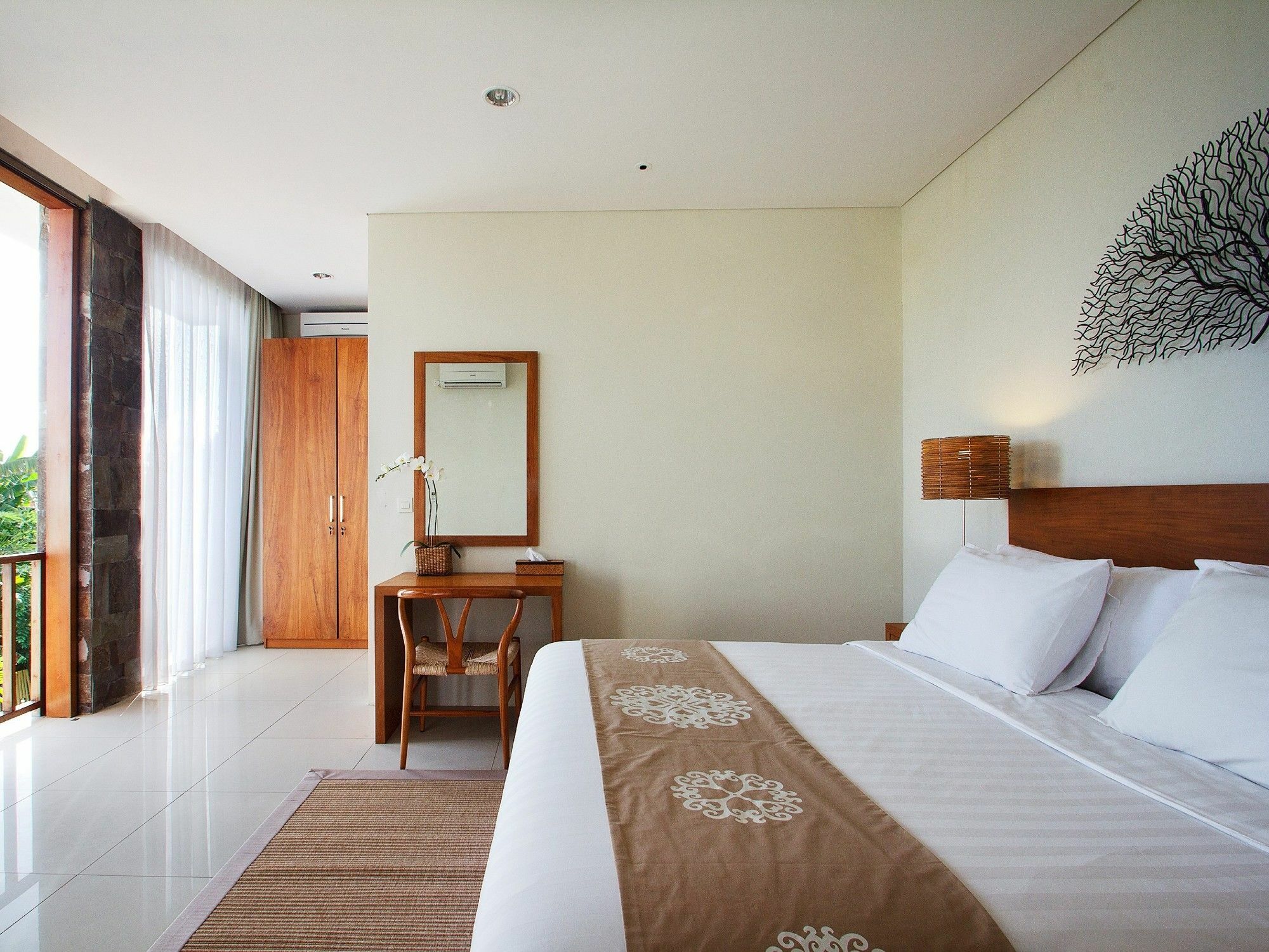 Ruandra * Seminyak (Bali)